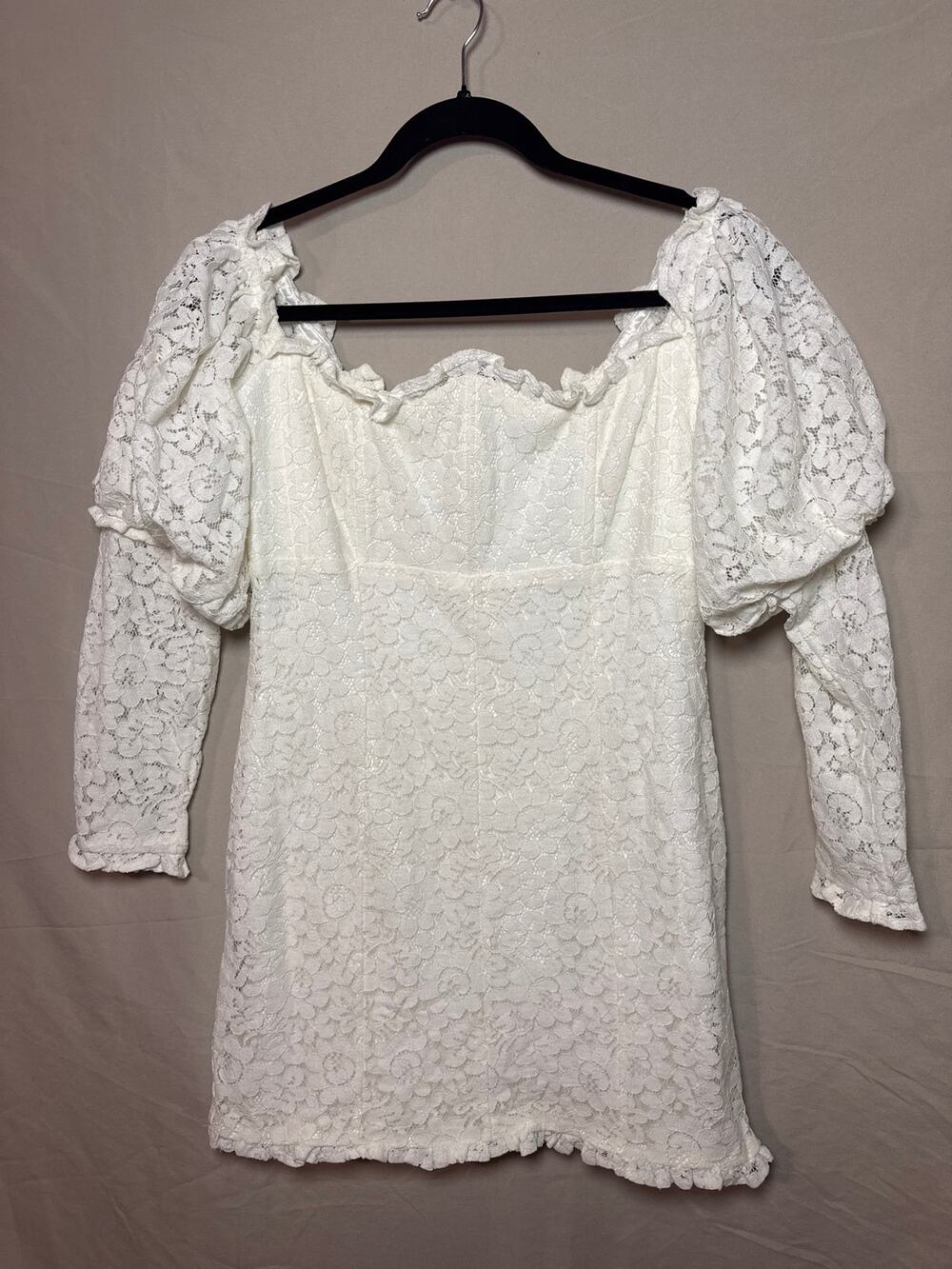 Luxxel White Lace Mini Dress Size Medium Long Sleeve Cotton Blend Lining M